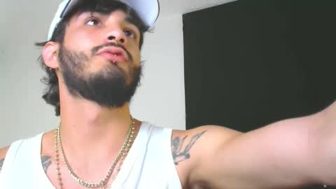 lovexjuxn77 online show from 02-18-26, 08:05