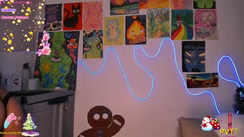 Snapshot of lovexxxdanna chatting on 12-17-24, 01:07 Danna online show from 12-17-24, 01:07