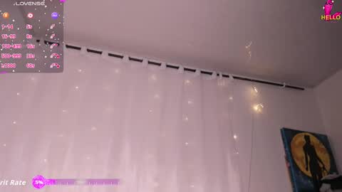 Danna online show from 11-18-25, 09:52