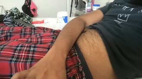 Snapshot of loveyoucum1 chatting on 09-18-25, 02:52 Love To Cum online show from 09-18-25, 02:52