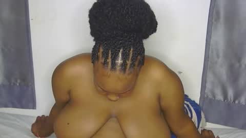 loveytiana online show from 03-10-26, 02:22