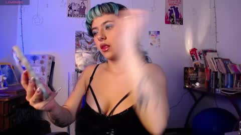 Snapshot of loving_alma chatting on 02-05-26, 01:21 loving_alma online show from 02-05-26, 01:21