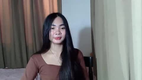 Snapshot of loving_rhean chatting on 10-23-25, 04:12 loving_rhean online show from 10-23-25, 04:12