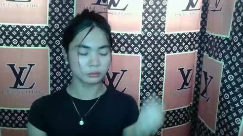 Snapshot of loving_rhean chatting on 11-26-25, 02:01 loving_rhean online show from 11-26-25, 02:01