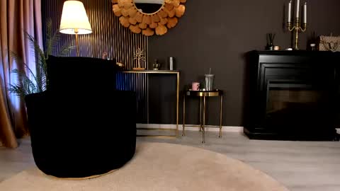 Nora online show from 04-26-26, 03:37