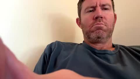 Snapshot of lovinreach chatting on 11-18-25, 05:06 lovinreach online show from 11-18-25, 05:06