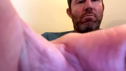 Snapshot of lovinreach chatting on 11-28-25, 11:29 lovinreach online show from 11-28-25, 11:29