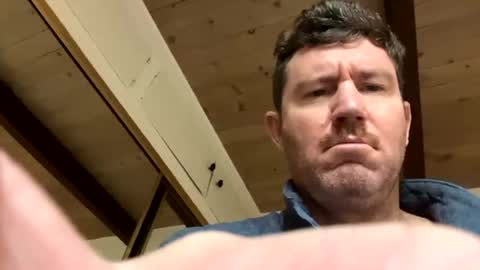 Snapshot of lovinreach chatting on 12-14-25, 06:01 lovinreach online show from 12-14-25, 06:01