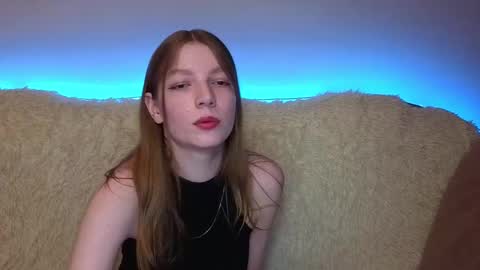 Snapshot of lovirss chatting on 02-21-25, 02:06 lovirss online show from 02-21-25, 02:06