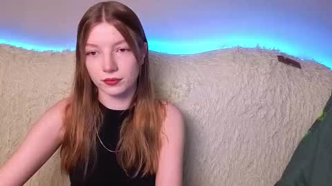 Snapshot of lovirss chatting on 10-06-25, 02:36 lovirss online show from 10-06-25, 02:36