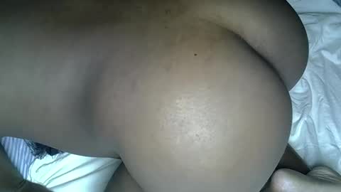 lowenyangvalentine online show from 11-29-25, 02:47