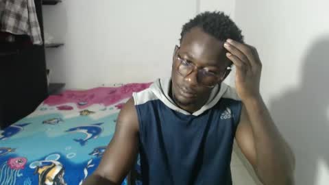 Lowmay palacios online show from 03-19-26, 01:48