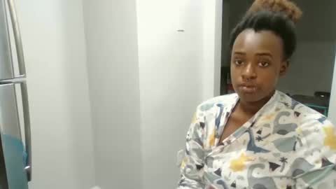 Snapshot of loyalbambi chatting on 09-10-25, 11:10 loyalbambi online show from 09-10-25, 11:10