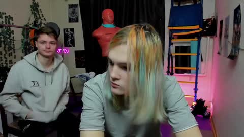 Snapshot of loyasteve chatting on 12-17-24, 07:50 VECTORSTEVEPVT IS OPEN online show from 12-17-24, 07:50