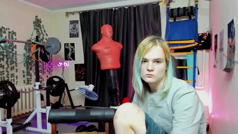 Snapshot of loyasteve chatting on 12-17-24, 10:55 VECTORSTEVEPVT IS OPEN online show from 12-17-24, 10:55