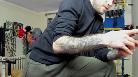 Snapshot of loyasteve chatting on 01-04-25, 11:00 VECTORSTEVEPVT IS OPEN online show from 01-04-25, 11:00