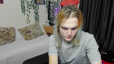 Snapshot of loyasteve chatting on 01-18-25, 09:24 VECTORSTEVEPVT IS OPEN online show from 01-18-25, 09:24