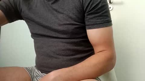 Snapshot of lprivat3e chatting on 12-04-25, 03:10 lprivat3e online show from 12-04-25, 03:10