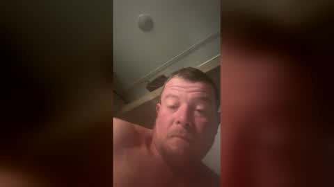 Snapshot of ltecon chatting on 12-14-25, 06:12 ltecon online show from 12-14-25, 06:12