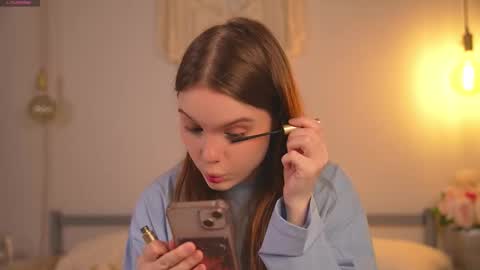 Snapshot of lu__lane chatting on 10-09-25, 08:12 Lu 3 online show from 10-09-25, 08:12