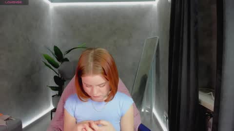 Snapshot of lu_muon chatting on 02-10-25, 04:30 lu_muon online show from 02-10-25, 04:30