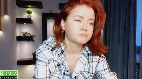 Snapshot of lu_muon chatting on 09-30-25, 01:21 lu_muon online show from 09-30-25, 01:21