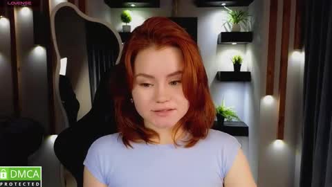 Snapshot of lu_muon chatting on 10-21-25, 01:28 lu_muon online show from 10-21-25, 01:28