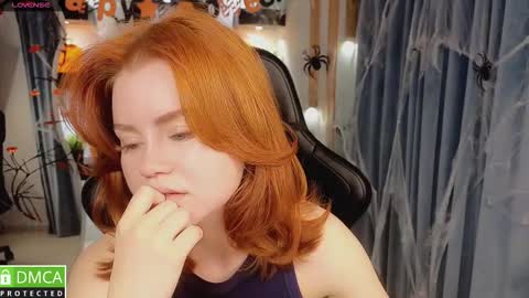 Snapshot of lu_muon chatting on 10-28-25, 01:20 lu_muon online show from 10-28-25, 01:20