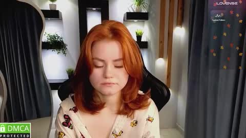 Snapshot of lu_muon chatting on 11-27-25, 01:18 lu_muon online show from 11-27-25, 01:18