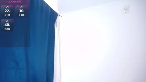 Snapshot of lu_noval chatting on 01-13-25, 03:47 Lucia online show from 01-13-25, 03:47