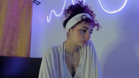 Jenn online show from 01-13-26, 12:05