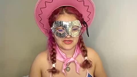 luana363 online show from 12-19-24, 03:18