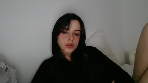 Snapshot of luana789 chatting on 11-26-25, 10:44 luana online show from 11-26-25, 10:44
