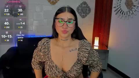 Luana online show from 03-07-25, 02:12