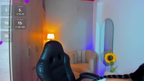 Luana online show from 07-27-26, 12:01