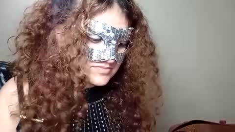 luanapowerful online show from 02-20-25, 01:57