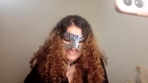 luanapowerful online show from 09-25-25, 04:38