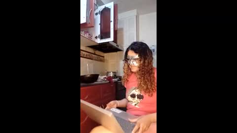 Snapshot of luanapowerful chatting on 12-16-25, 12:48 luanapowerful online show from 12-16-25, 12:48