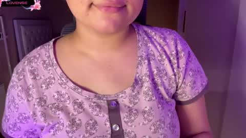 Snapshot of lubna_07 chatting on 03-25-26, 04:02 slow poison online show from 03-25-26, 04:02