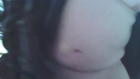 Snapshot of luc5000 chatting on 12-16-25, 10:09 Luc online show from 12-16-25, 10:09