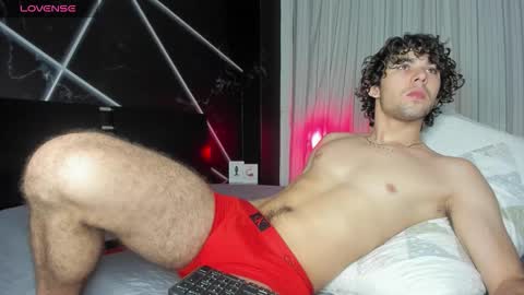 Luca Ferrer online show from 10-21-25, 02:23