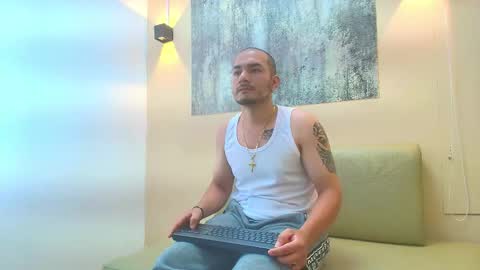 Luca online show from 03-09-26, 08:02