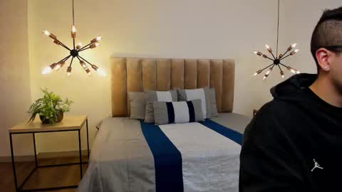 Snapshot of luca_morettii chatting on 09-29-25, 12:10 luca_morettii online show from 09-29-25, 12:10