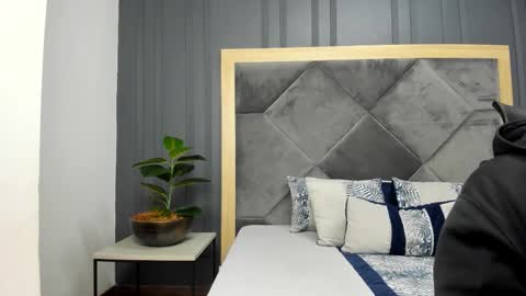 Snapshot of luca_morettii chatting on 10-17-25, 04:09 luca_morettii online show from 10-17-25, 04:09