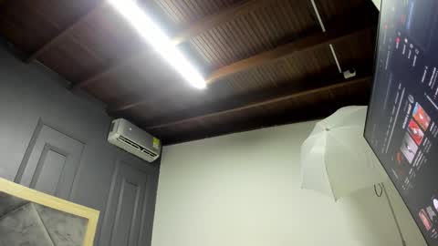 Snapshot of luca_morettii chatting on 11-09-25, 12:25 luca_morettii online show from 11-09-25, 12:25