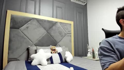 Snapshot of luca_morettii chatting on 11-19-25, 12:16 luca_morettii online show from 11-19-25, 12:16