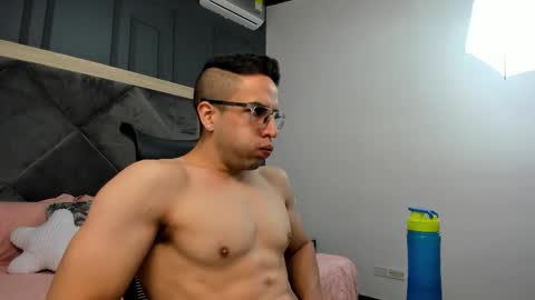 Snapshot of luca_morettii chatting on 11-28-25, 01:14 luca_morettii online show from 11-28-25, 01:14