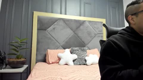 Snapshot of luca_morettii chatting on 11-30-25, 12:42 luca_morettii online show from 11-30-25, 12:42