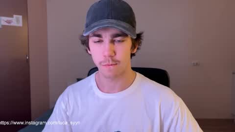 Snapshot of luca_syn chatting on 09-08-25, 07:24 Luca S online show from 09-08-25, 07:24