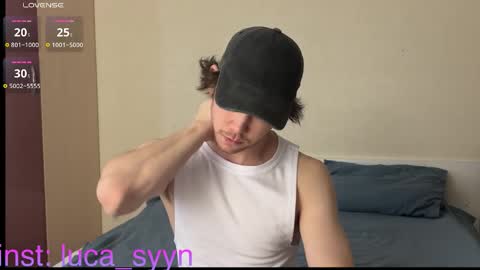 Snapshot of luca_syn chatting on 10-12-25, 03:16 Luca S online show from 10-12-25, 03:16